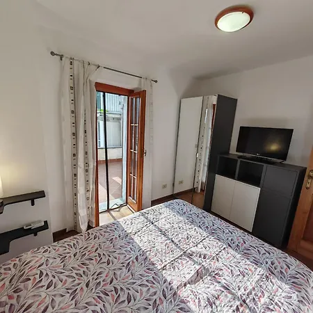 Casa Le Rondini * Piazza (Genoa)