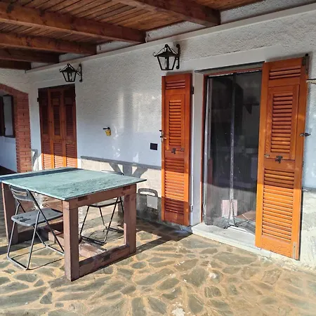 Dom wakacyjny Casa Le Rondini *