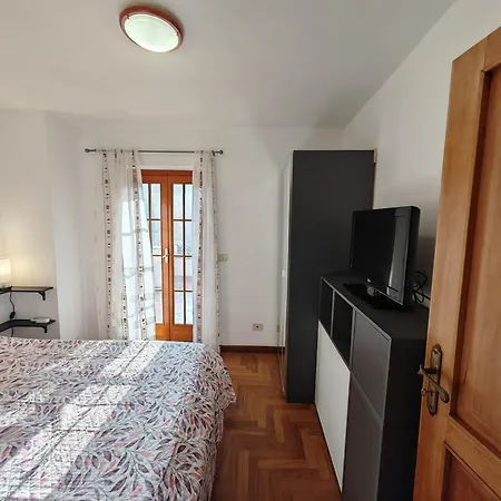 בית נופש Casa Le Rondini