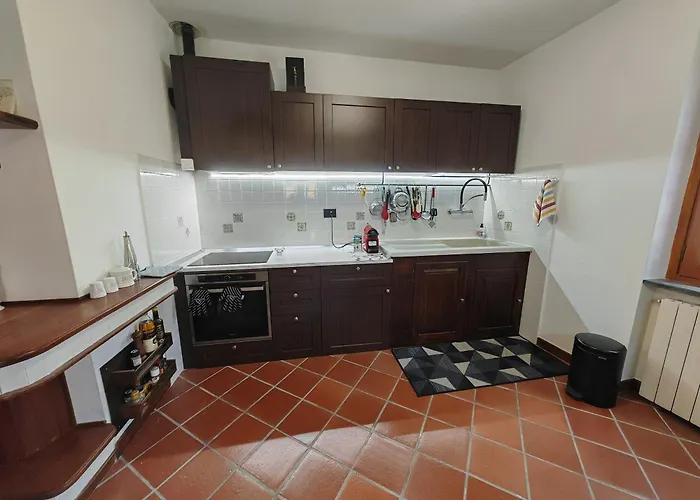 Casa Le Rondini * Piazza (Genoa)